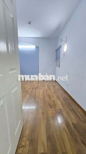 Chính chủ cho thuê căn Ehome 2PN,2WC full NT. Giá 7triệu/tháng. Ở liền