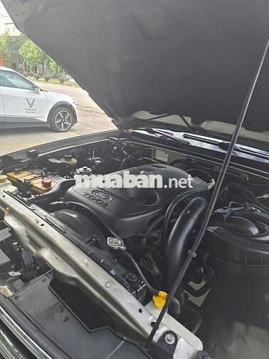 Ford Everest 2013 2.5L 4x2 MT - 160000 km