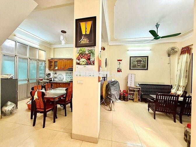 Bán nhà 68m - Dương Nội - Dân Xây - ô tô đỗ cửa - 8,8 tỷ