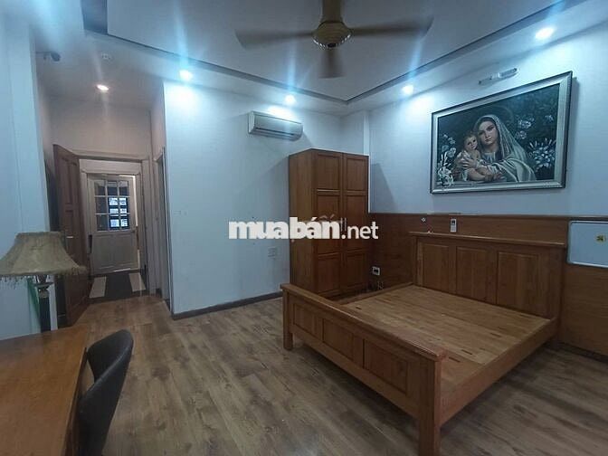 Chính chủ cho thuê tòa nhà 5 Tầng mặt tiền cực Vip Đồng Đen Tân Bình