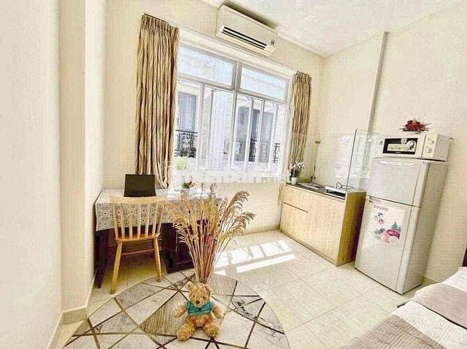 Cho Thuê Căn Hộ Studio Cửa Sổ Lớn Full NT Mới Ngay CMT8 Quận 10