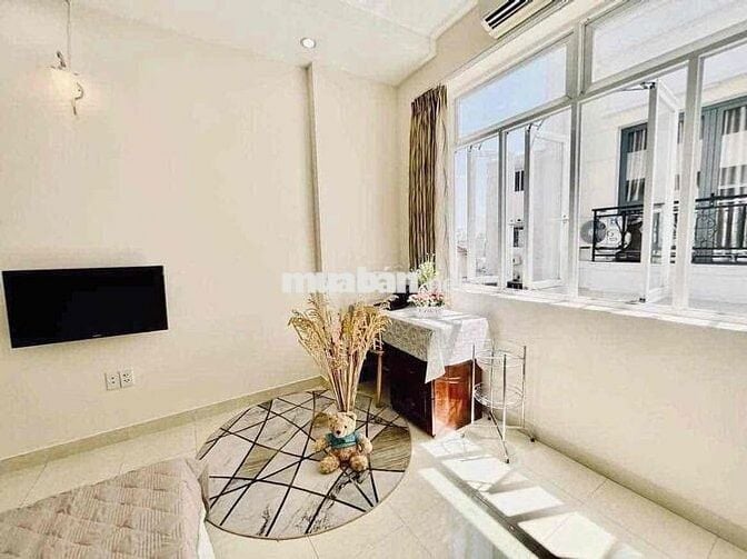 Cho Thuê Căn Hộ Studio Cửa Sổ Lớn Full NT Mới Ngay CMT8 Quận 10