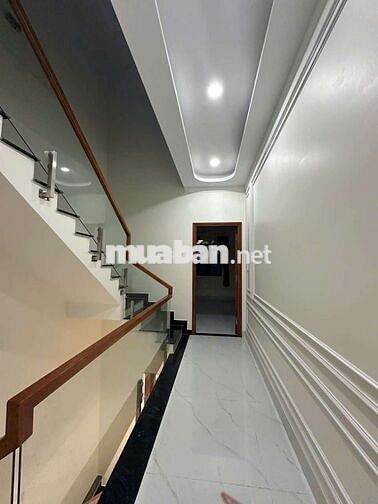 Cho thuê nhà vừa ở vừa làm vp gần ngã tư 550