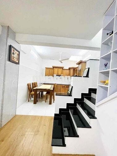 Nhà đẹp Tân Bình 50m², hẻm ô tô 6m tránh nhau, gần sân bay chỉ