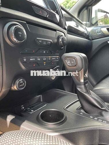 Ford Everest 2020 Titanium 2.0L AT 4x2 - 34000 km