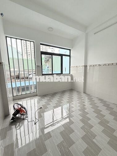 Tân Bình Nhà Mới 5 TẦNG 40m2 CHỈ 6.4 TỶ