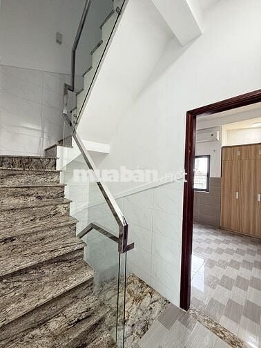 Tân Bình Nhà Mới 5 TẦNG 40m2 CHỈ 6.4 TỶ