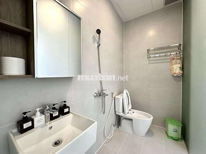 Dòng tiền 2 tỷ/năm - 11 CHDV cao cấp - 78m2 Mặt tiền Lê Bình - 32 Tỷ