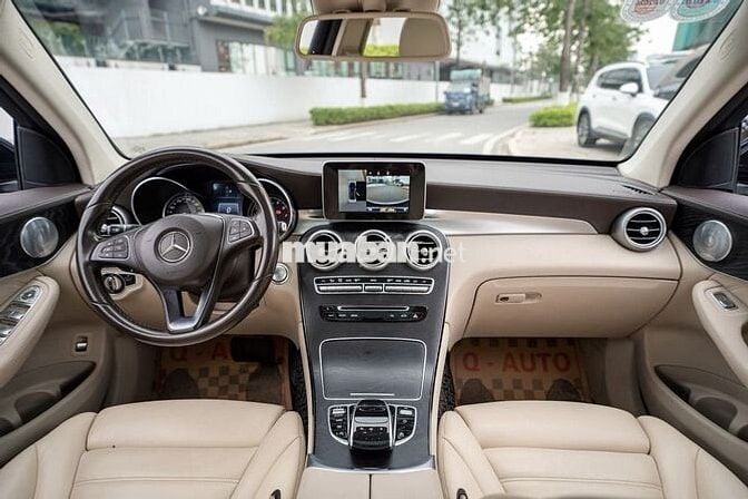 Mercedes Glc300 Sản xuất 2017