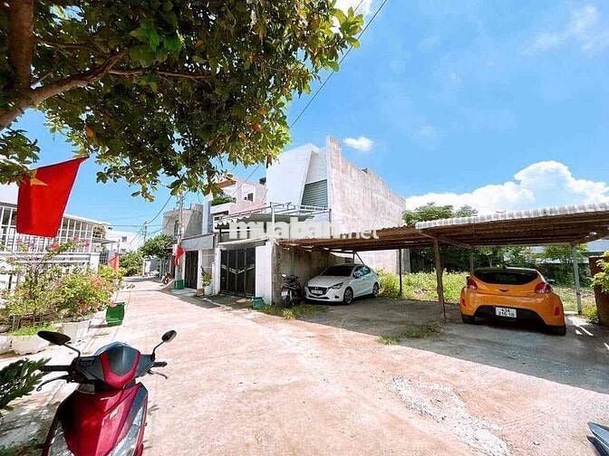 Kiệt Ôtô Bình Kỳ giá tốt cho a/c xây nhà