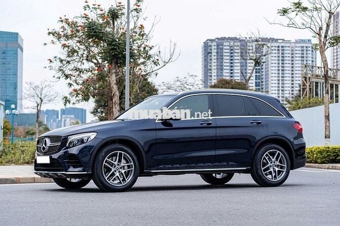 Mercedes Glc300 Sản xuất 2017