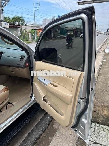 Toyota Fortuner 2009 dầu xe zin đẹp