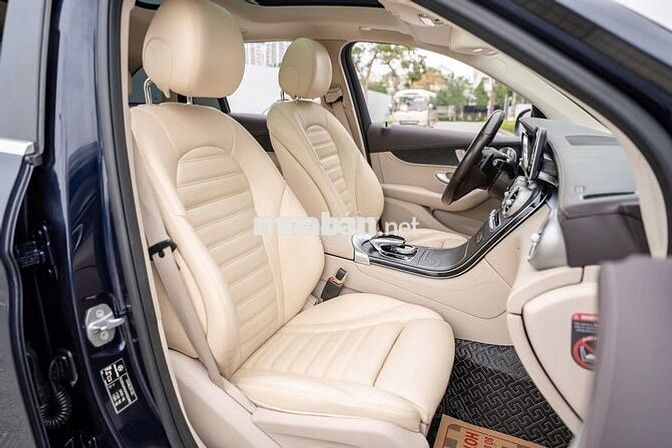 Mercedes Glc300 Sản xuất 2017
