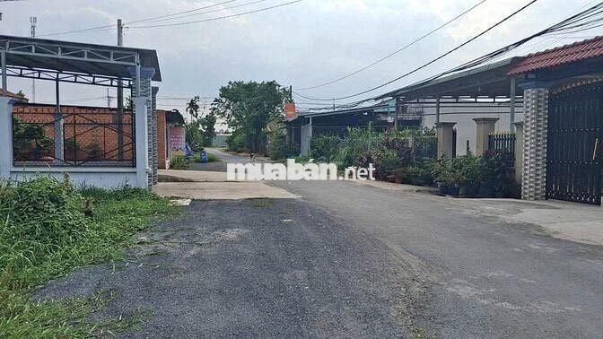 BÁN ĐẤT: 150m2 thổ cư Lộc Hưng -  TT Trảng Bàng SHR