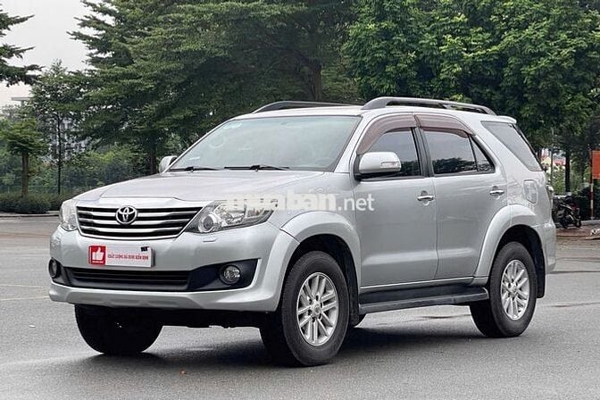 Toyota Fortuner 2014 2.7V 4x4 AT 2 cầu xe quá đẹp