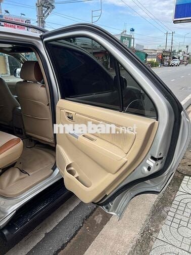 Toyota Fortuner 2009 dầu xe zin đẹp