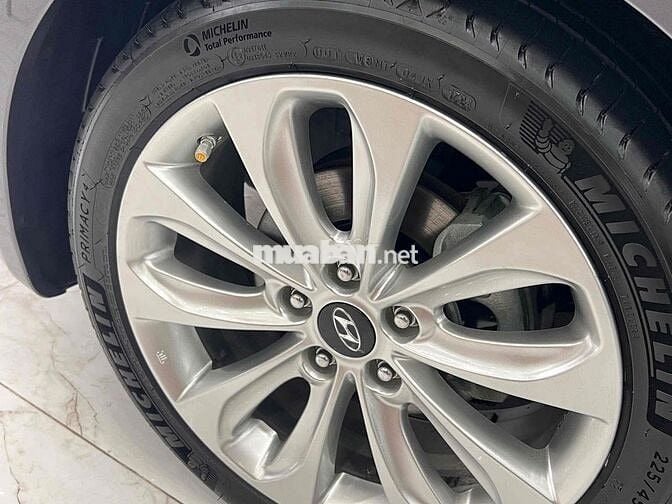 Hyundai Sonata 2011 2.0 AT - 10 km