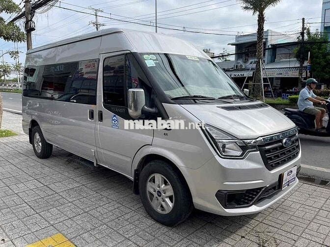 Ford Transit 2023 - 75000 km. Trả trước 200 Triệu