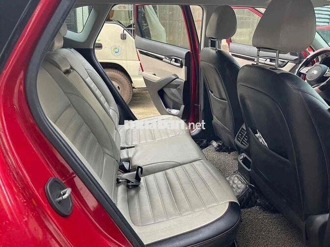 Kia Seltos 2021 Premium 1.4 AT - 50000 km