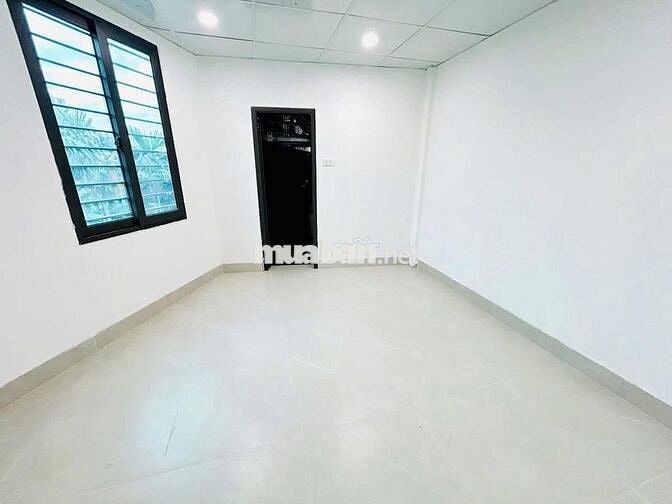 💥💥NHÀ RỘNG PHỐ NGUYỄN KHOÁI 44m2 *4 TẦNG *5 PHÒNG NGỦ GIÁ 6,08 TỶ