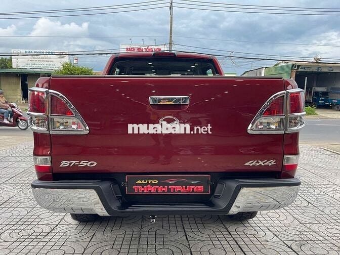 Mazda BT 50 2015 2.2L 4x4 MT - gầm máy chất
