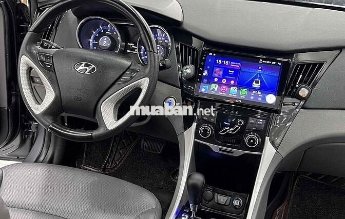 Hyundai Sonata 2011 2.0 AT - 10 km