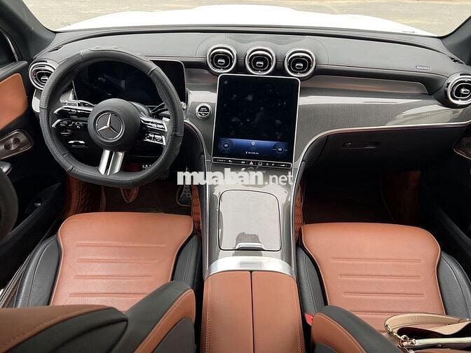 Mercedes GLC 300 4Matic - sx 11/23 - 30000 km