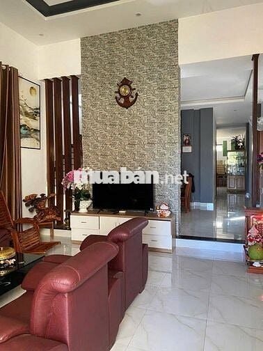 NHÀ MỚI HẺM CHU VĂN AN PHƯỜNG 2 - TP.BẢO LỘC - DT 5mx25m SẴN THỔ CƯ