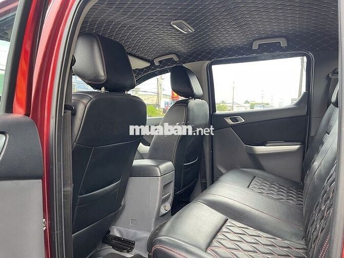 Mazda BT 50 2015 2.2L 4x4 MT - gầm máy chất