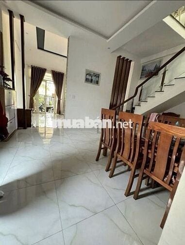 NHÀ MỚI HẺM CHU VĂN AN PHƯỜNG 2 - TP.BẢO LỘC - DT 5mx25m SẴN THỔ CƯ