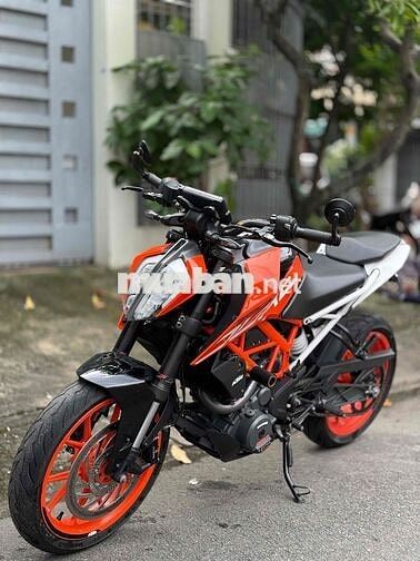KTM duke 390 odo 27000km,zin đẹp bstp chính chủ