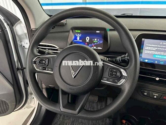 VinFast VF5 2024 Plus - 2000 km