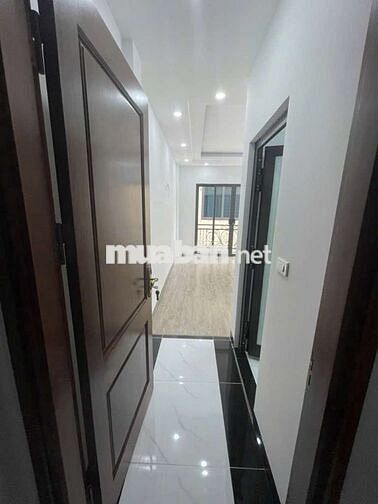 Trần Đại Nghĩa- Đại La. 38m 5 tầng Tm gần phố 9 tỷ