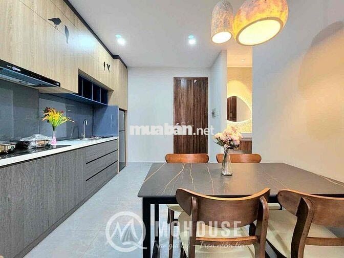 CHDV 2PN cao cấp ngay cầu ông Buông đường 3/2,gần bxChợ Lớn THANG MÁY