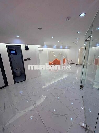 Cho thuê VP 70m2 Hoàng Sa nhà mới view sông thoáng mát