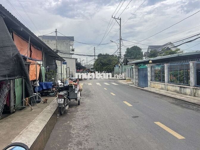 GẤP GẤP NHÀ 2 TẦNG. MT– ĐÔNG THẠNH 1-4  Giá: 5.1TỶ .DT: 4 x 28 = 112m²