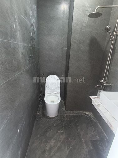 CHO THUÊ NHÀ 4 TẦNG - MẶT TIỀN KINH DOANH - THỦ ĐỨC