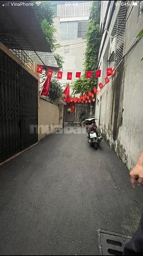 Bán Gấp - Nhà Phố Đông Quan - Cầu giấy - 85M - 3 Tầng - 2 thoáng  Bán Gấp - Nhà Phố Đông Quan - Cầu giấy - 85M - 3 Tầng - 2 thoáng