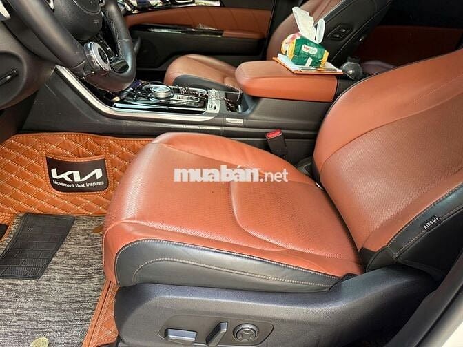 Kia Carnival 2024 2.2D Signature 7 ghế - 29.000 km