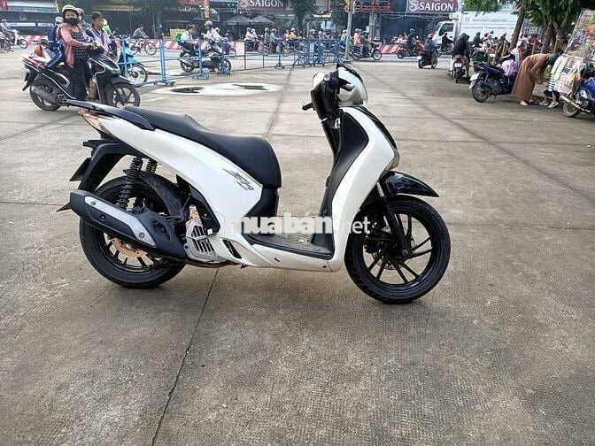 Cần bán xe SH150i