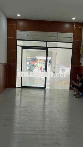 Nhà mt gần chợ chữ S, xtđ Hóc Môn. khu kd sầm uất