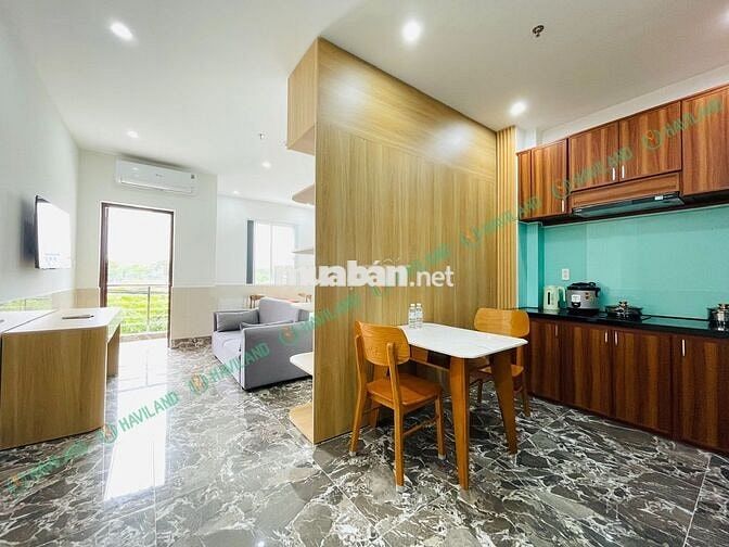 CĂN HỘ CÓ BAN CÔNG GẦN BIỂN MỸ KHÊ FULL NỘI THẤT SẴN DỤNG CỤ BẾP