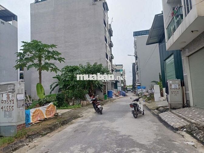 HỐT ĐẤT 2 Ô TÔ TRÁNH NHAU VỈA HÈ RỘNG KINH DOANH DT 60M2 MT 5M KINH D HỐT ĐẤT 2 Ô TÔ TRÁNH NHAU VỈA HÈ RỘNG KINH DOANH DT 60M2 MT 5M KINH D