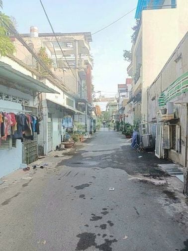 Chính chủ bán dãy trọ 256m2, đường 13, Quận 2, gồm 14 phòng TN 60tr/th