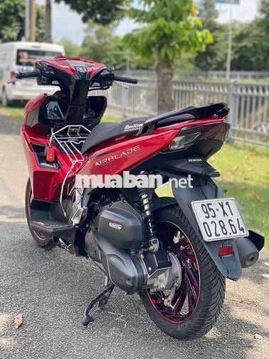 AB 125 NHƯ MỚI FULL PHỤ KIỆN. CÓ GÓP TAY ĐÔI