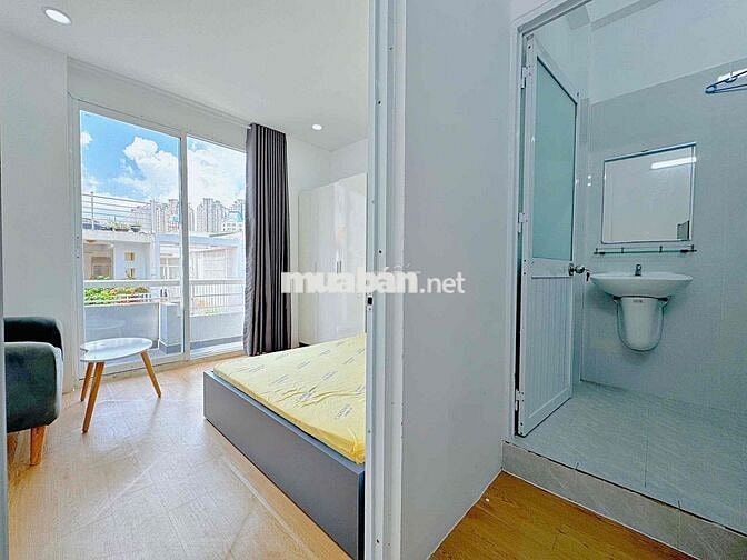 Cho thuê căn hộ gần lankmark 81 đầy đủ nội thất 2 phòng ngủ xịn xò thu