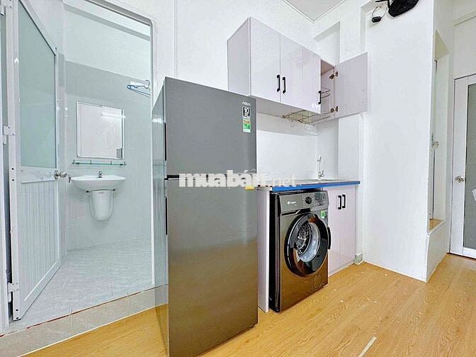 Cho thuê căn hộ gần lankmark 81 đầy đủ nội thất 2 phòng ngủ xịn xò thu