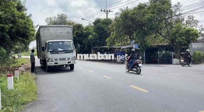 chính chủ ngộp ngân hàng cần ra gấp lô đất đẹp chánh  nhựa 12m giá tốt