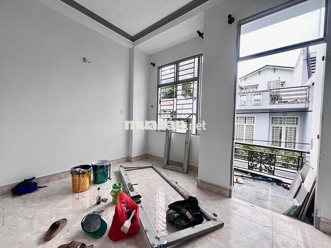 BÁN NHÀ MỚI HẺM XE HƠI KHU ĐỒNG BỘ ĐƯỜNG TRẦN THỊ CỜ