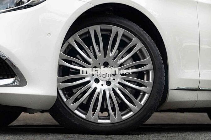 Mercedes Benz S Class 2017 Maybach S450 - 65000 km